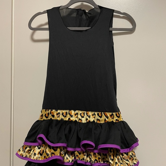 Which Halloween Costume - Picture 3 of 3